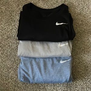 Women’s 3-pack of XS Nike Tee’s with Black, Gray, and Blue